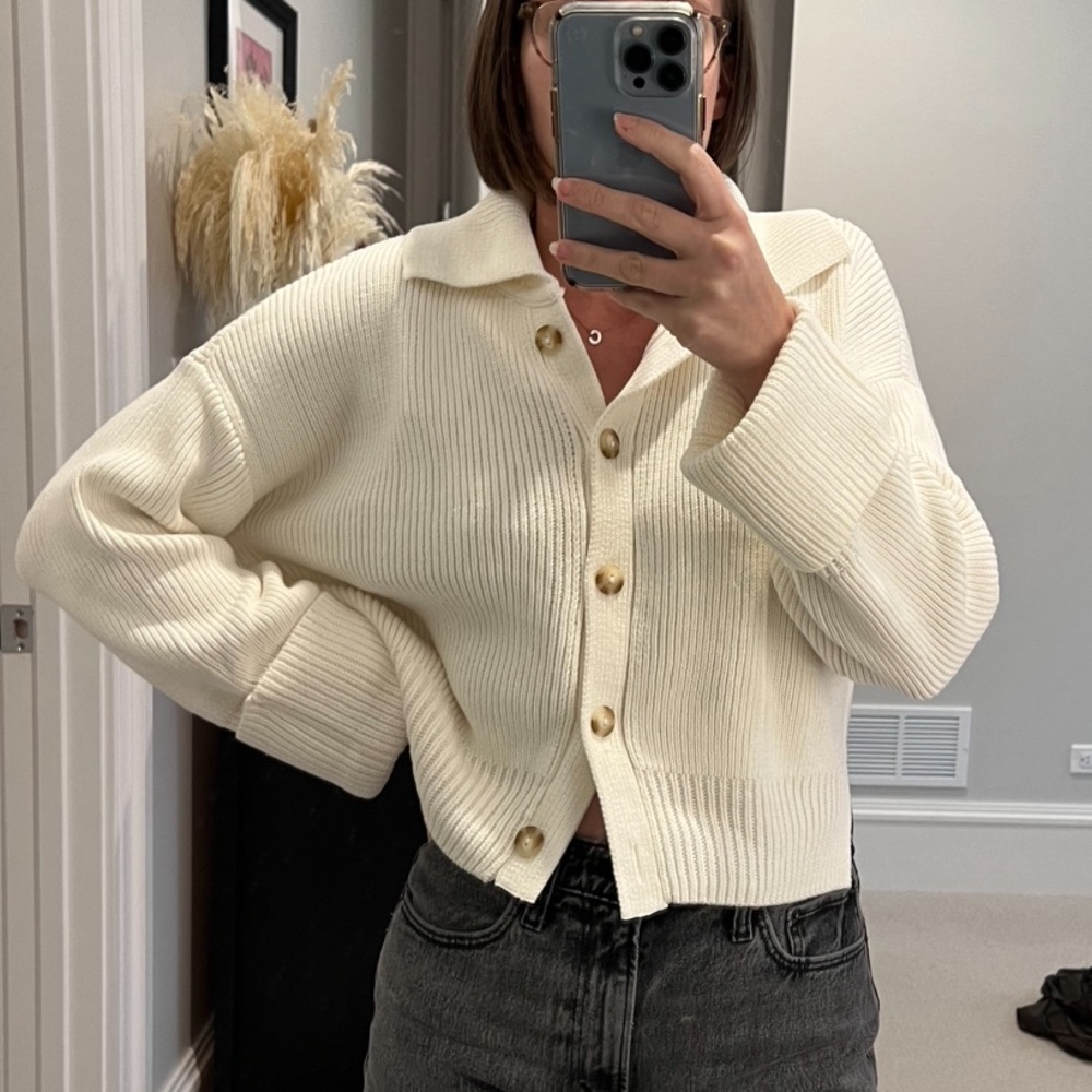 Abercrombie & Fitch Women's Cream Sweater